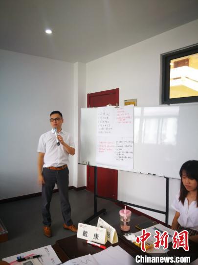 ���Ǳ��ں��݄��I��ƴ�����L�� ���D