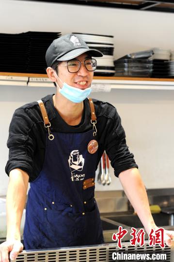 ��90���_��������ƽ�������� �z