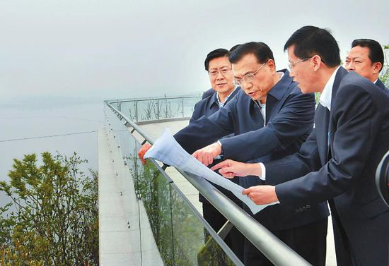 4��25�գ���ˏ���������츮�^�ɶ��ƌW�ǿ��죬�˽��츮�^���ɶ��ƌW�ǰlչ�½����������ܵ����P��r��