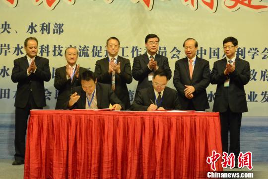 �ɰ��l(xi��ng)���r��ˮ�����O�������ڸ���Ȫ���e��