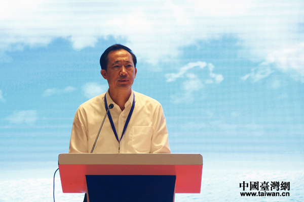 福建省副省長李德金出席論壇并致辭。(中國臺灣網 王怡然 攝) 福建省副省長李德金出席論壇并致辭。(中國臺灣網 王怡然 攝)