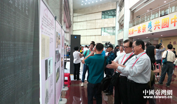 �_(k��i)Ļʽ�������e���^(gu��n)�DƬչ