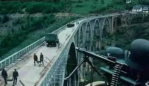 �Ӱ���򡷄���