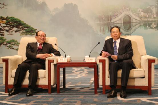 省委書記李錦斌會見蔣孝嚴 省委書記李錦斌會見蔣孝嚴