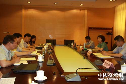 山東省臺辦副主任莊衛(wèi)平聽取日照市臺辦工作匯報 山東省臺辦副主任莊衛(wèi)平聽取日照市臺辦工作匯報