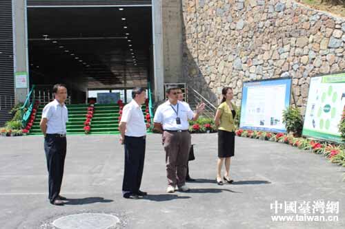 考察大數(shù)據(jù)中心 考察大數(shù)據(jù)中心