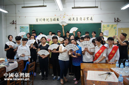 �ɵ،W(xu��)���M(j��n)���˕��������������]����ī