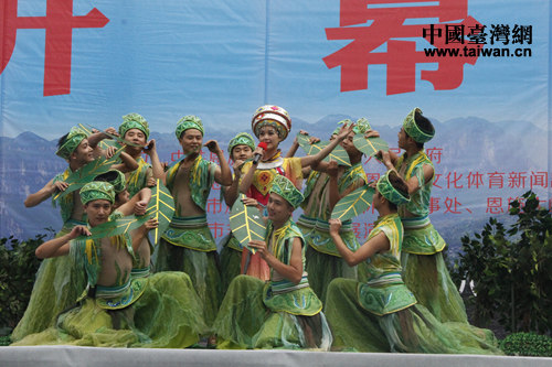 土家族歌舞表演 土家族歌舞表演