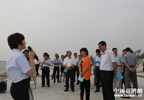 ���u���B�Ļ��ǿ������������B�Ŀ���O��r