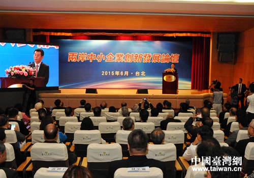 ɽ�|ʡί��ί���r�θ�ʡ�L�ڕ������_����ϯ�ɰ���С��I���°lչՓ�������o