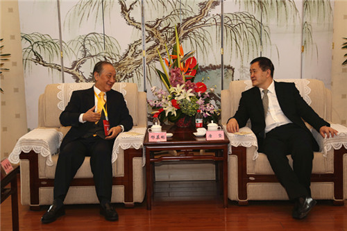 四川省政協副主席唐堅會見郁慕明 四川省政協副主席唐堅會見郁慕明