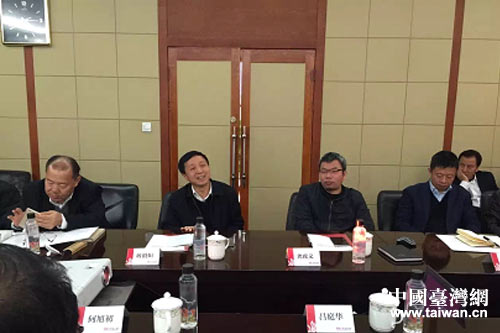 �����Ո������L�Y��@������݋���������L�F���˽�B�˺����Ո�������w��r