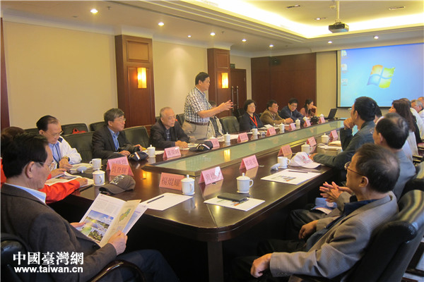 ��Մ���F��