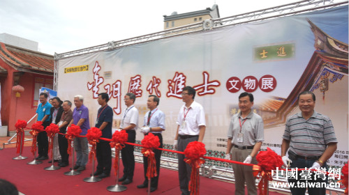 �ɰ����e��ͬ��չ�[����