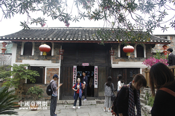 �W�����^�ܶ������H�ʾ�