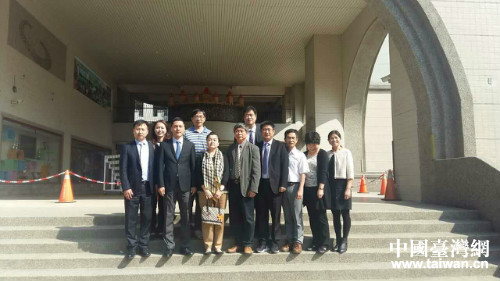 �ӑc�^(q��)��ί���L�������ĸ�С�W(xu��)