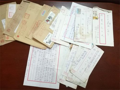 �����ǰ�c����֮�g(li��n)ϵ�ļҕ�