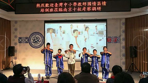 ���g����