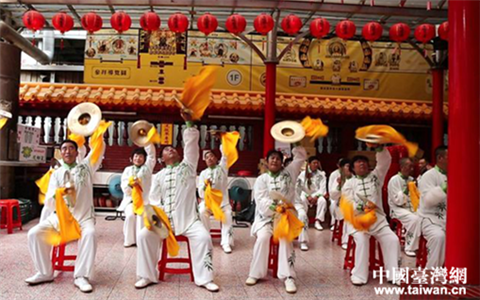 �۰��^���g�Ř��_���V��ٝ�u �كɰ����g����