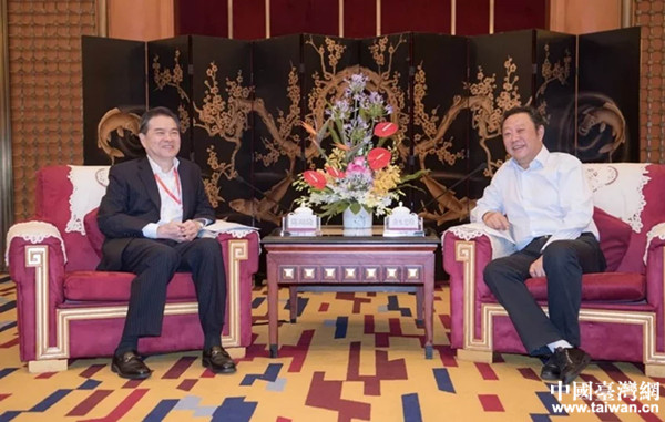 �Ĵ�ʡί��ί��ľʷ�����ң���(hu��)Ҋ�_(t��i)�����̈F(tu��n)�w�ؕ��L(zh��ng)(li��n)�x��(hu��)��(hu��)�L(zh��ng)���¡