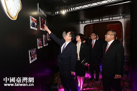 �I(l��ng)��(d��o)���e�c���Lһͬ�^���_�f(xi��)�l(f��)չ�v��