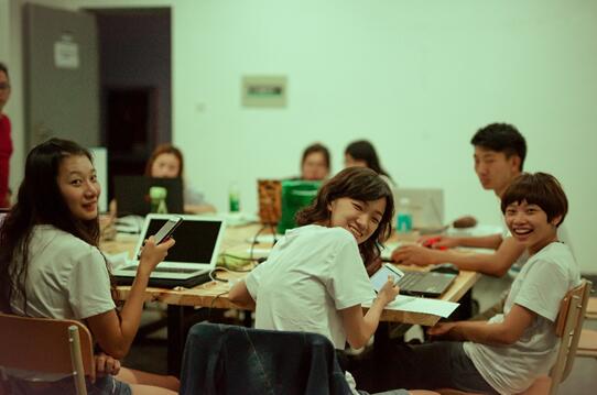 ǭ�_�W�����M���Ą��aƷ�OӋ