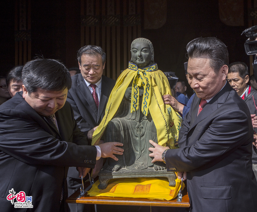 �䮔ɽ�����ϵ�600���������{Ѳ���_�� ��Ӌ22��