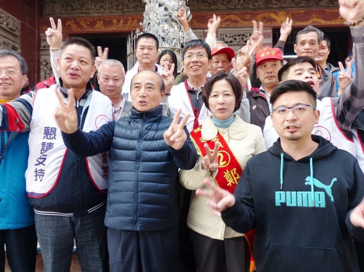 ����ƽ�ֳ߽��lǰ���c����ҵ�Ϫ�����ˮ�m�����������x����������D/���ψ󡷣�