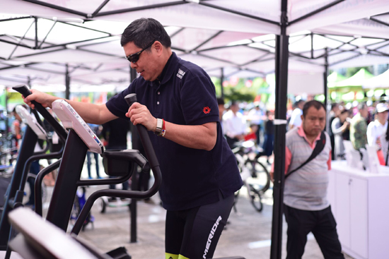 ܇���cǰ��������H1�����피���·����܇���Ɇ����ۯB�ı�yʽ�ܲ��C�������x�ҿ�UV�ġ��ï����ӡ������b��߀���ܜʴ_�ɜy�ķ�ӡ��A֪���L��Ѫ��Ӌ�����������͡����ṩ�o���t������c��������ġ��ɔyʽ�ă���ϵ�y�����׶�ȫ܇���ú��յȼ����p��̼�w�S���ۯB܇�ȵȣ��F��չƷ�լ��MĿ���·f������;��ɵ��OӋ��׌��ٝ�@���ѡ�