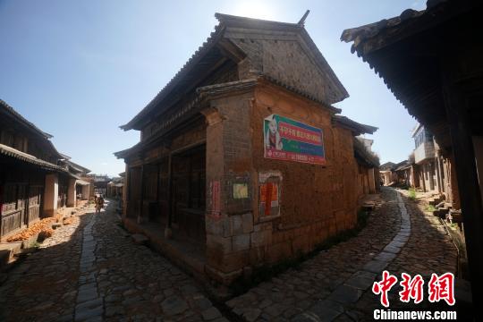 ���ϲ��R�ŵ���Ҫ�Aվ���������A�������� �z