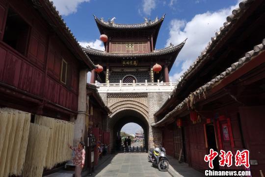 ����Ρɽ�ų��Lò�������� �z