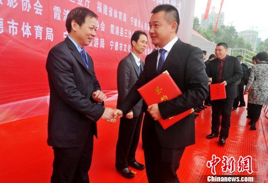 �D���Ŀ���s�F������������ �z