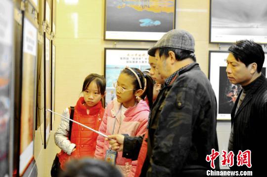 �D��@����Ʒչ�[���zӰ������С���єzӰ��������