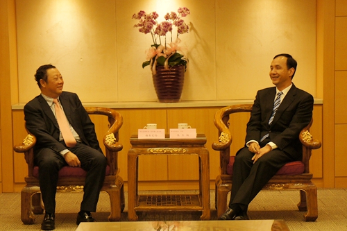 �Ĵ�ʡί��ί��ľʷ����Ҋ�±������L������