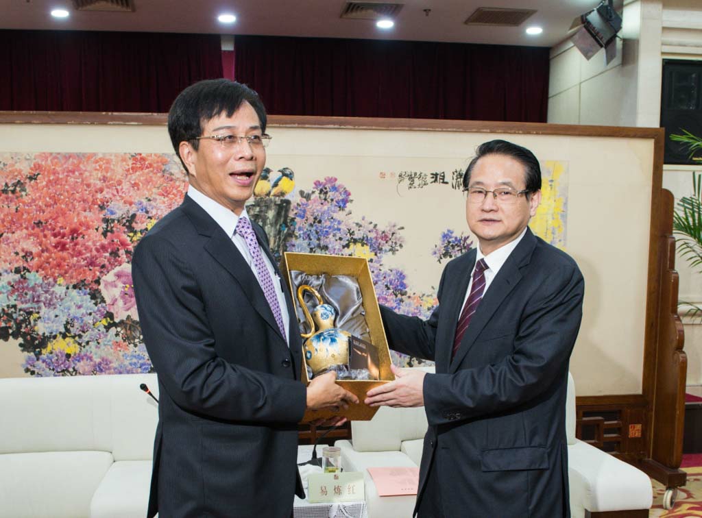 �ן��t��ӛ�c�ΠN�������L��ٛ(z��ng)�Y