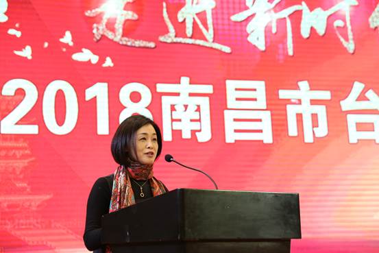 �f��: �ϲ���ί�_(t��i)�k�����מI����(li��n)�x��(hu��)