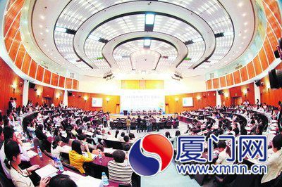 �������磬2014���{�ɰ����QՓ���ڏB�T���H��չ���ć��H���h�d�e�С�(����ӛ��