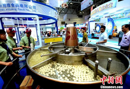 ���ø��ݡ��O�������e�k�ڶ����Ї�(����)�~�蹝(ji��)���ʼ��ʣ��F(xi��n)���ܹ�ǧ��ʳ�õĳ����~���������������ɸ� �z