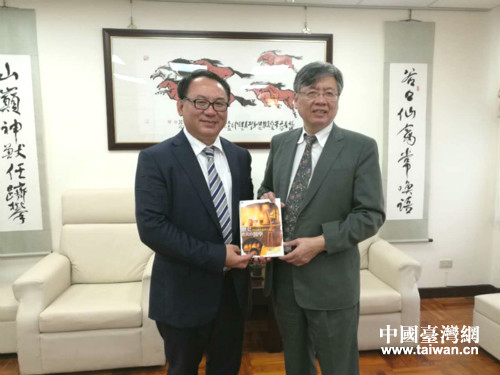 ���������ڽ����_(t��i)���o�ʴ�W(xu��)���hУ�L(zh��ng)ٛ(z��ng)��