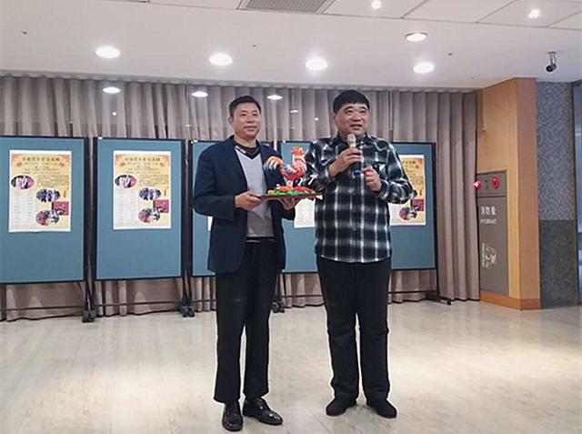 ���󼪴���ӭ���ꡪ�R���Ļ��_���С��A�M�Y��