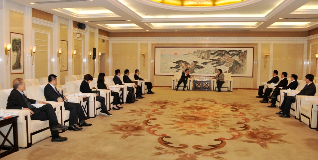 ɽ�|ʡί�I����Ҋ������һ��