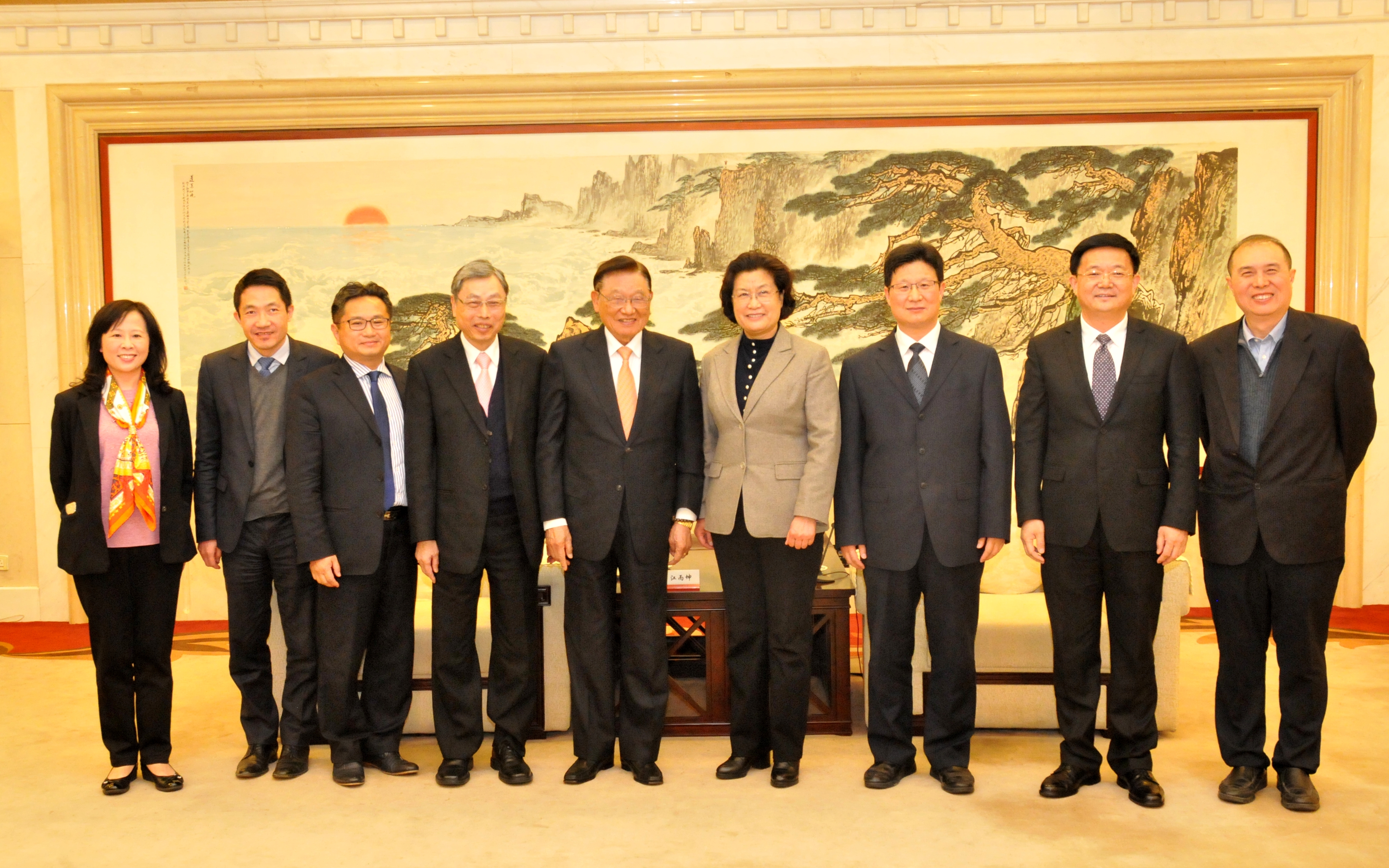 ɽ�|ʡί�I����Ҋ������һ��