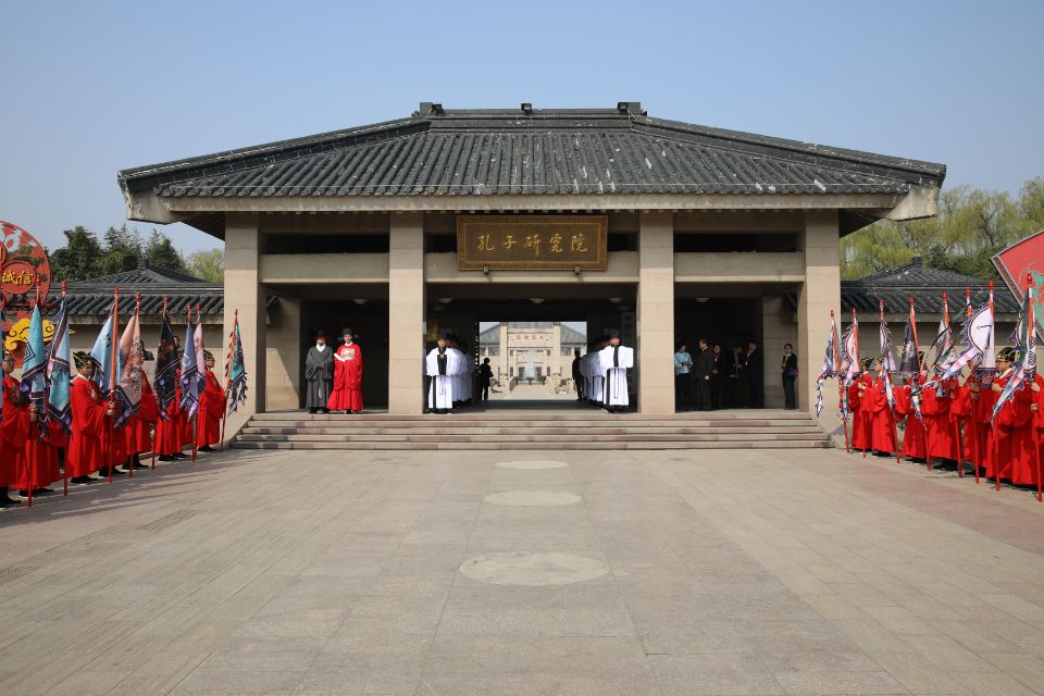 ���A���y(t��ng)�Ļ��c�ɰ�����l(f��)չ��ӑ����ɽ�|�����e��