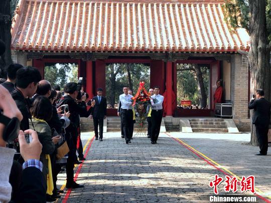 ���Ժ��{�ɰ������������ʿ��������ʥ�Ȏ������񾴫I���@���������Ϲ��Y