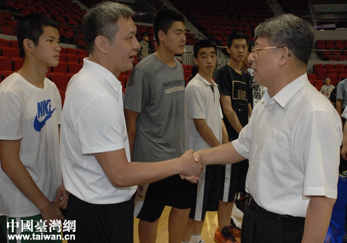 �Ϻ���ί��ί���������_(t��i)�����\(y��n)��(d��ng)�T