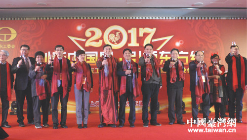 �c���I�����_�̼����H��������һ���ף��