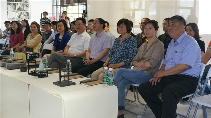 �Ϻ����h�Ѕ^(q��)��һ�á��_���Ą�(chu��ng)�˲Ō���(x��)���ء������Ɍ��Ą�(chu��ng)�@���O(sh��)Ӌ�Ї�����-�O(sh��)Ӌ�Ї�