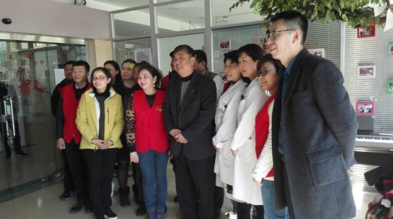 �Ϻ��h�й�ί���c�����t(y��)ԺסԺ��ͯͬ�c����