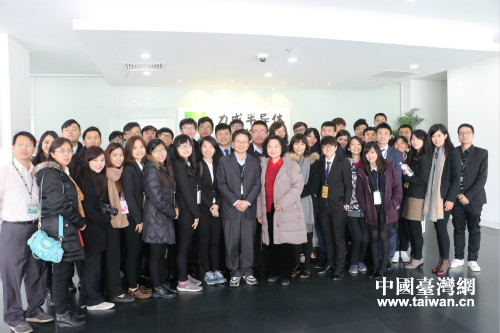 ���L�Fһ�к�Ӱ����