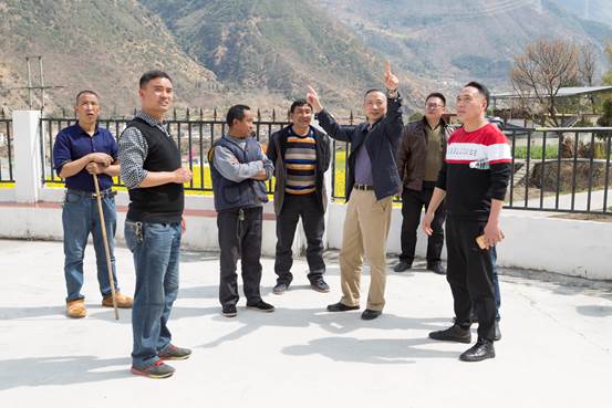 �f��: _19A0272